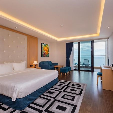 Vung Tau Riva Hotel Exterior photo